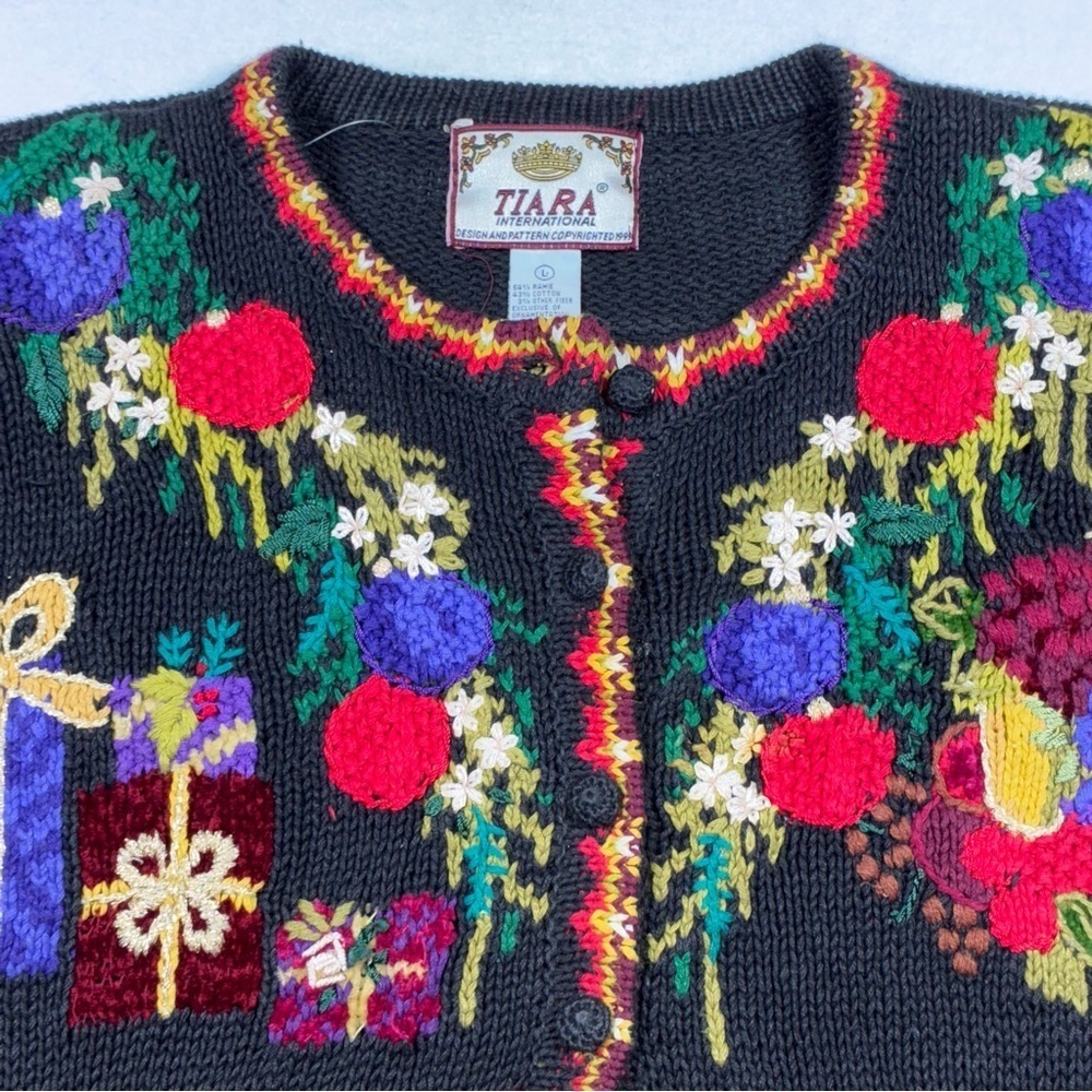 Vintage Christmas Cardigan Sweater Women's Large Y2K 90s Embroidery Santa